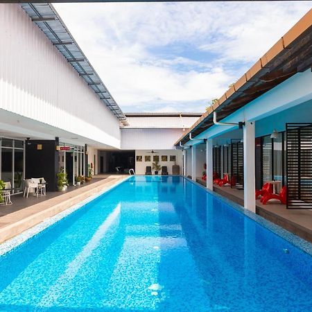 The Villa Langkawi Pantai Cenang  Exterior photo